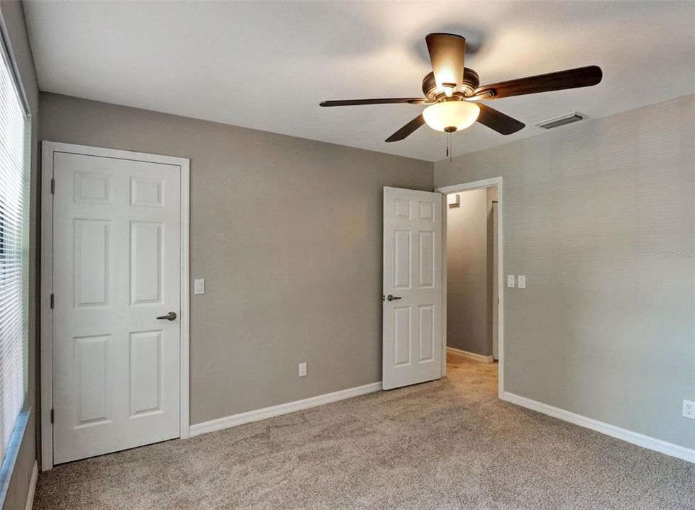 For Sale: $255,000 (2 beds, 2 baths, 1120 Square Feet)