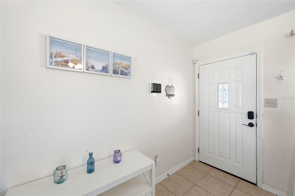 For Sale: $375,000 (3 beds, 1 baths, 1152 Square Feet)