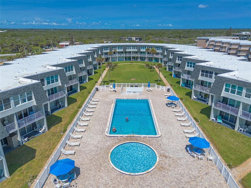 En Venta: $519,900 (2 camas, 2 baños, 950 Pies cuadrados)