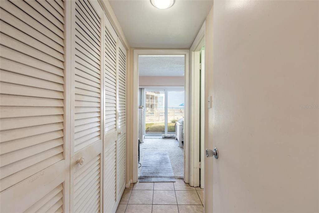 En Venta: $519,900 (2 camas, 2 baños, 950 Pies cuadrados)