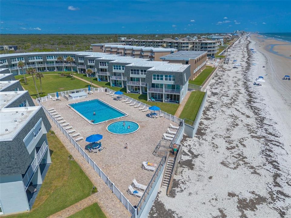 En Venta: $519,900 (2 camas, 2 baños, 950 Pies cuadrados)