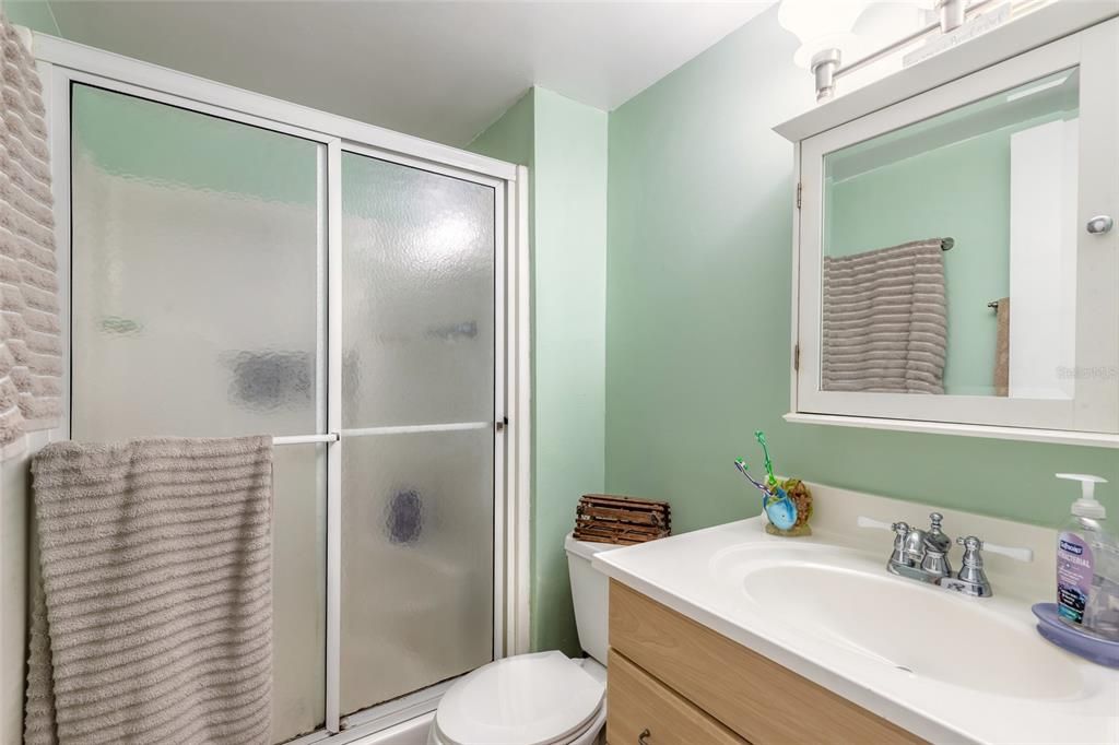 En Venta: $519,900 (2 camas, 2 baños, 950 Pies cuadrados)