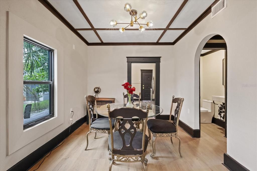 For Sale: $425,000 (4 beds, 2 baths, 1545 Square Feet)