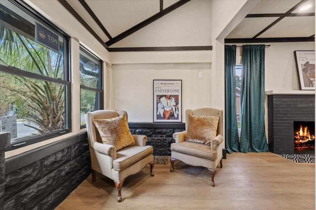 For Sale: $425,000 (4 beds, 2 baths, 1545 Square Feet)