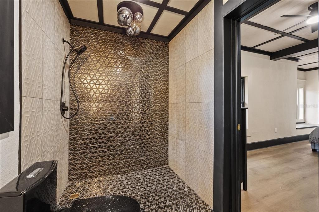 For Sale: $425,000 (4 beds, 2 baths, 1545 Square Feet)