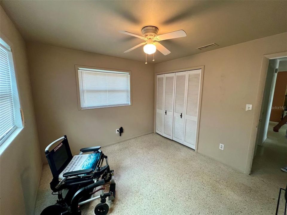 For Sale: $389,000 (3 beds, 1 baths, 1458 Square Feet)