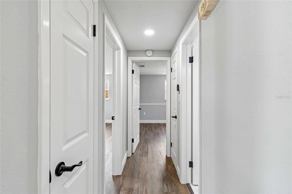 For Sale: $295,000 (3 beds, 2 baths, 1296 Square Feet)