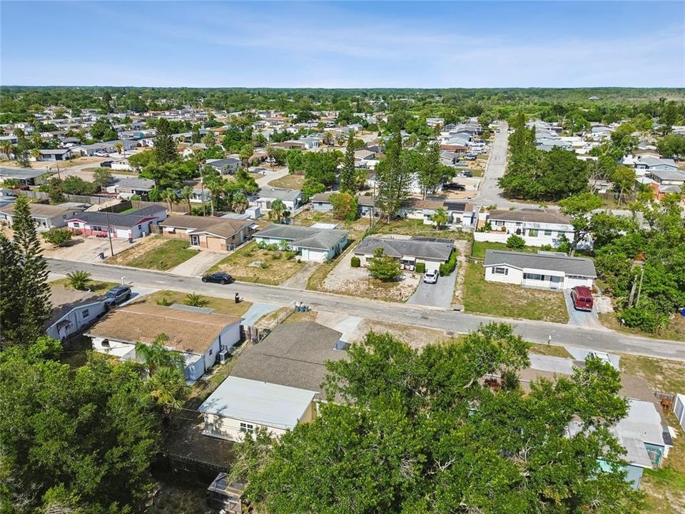 For Sale: $295,000 (3 beds, 2 baths, 1296 Square Feet)