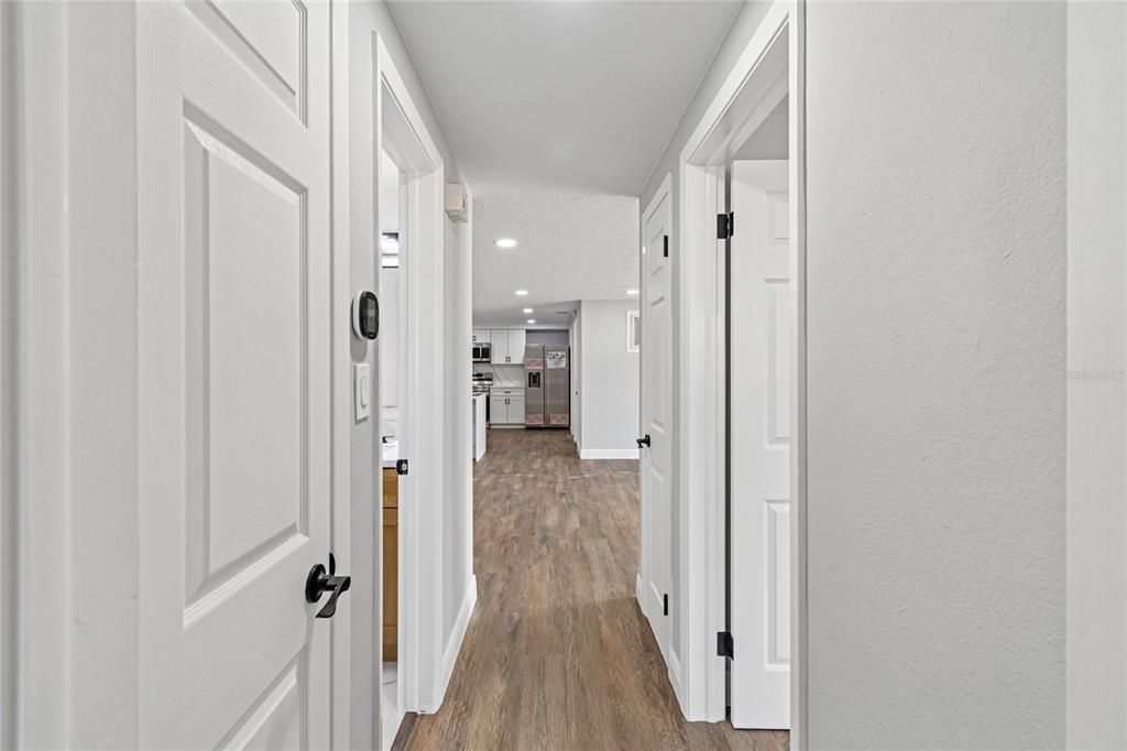 For Sale: $295,000 (3 beds, 2 baths, 1296 Square Feet)