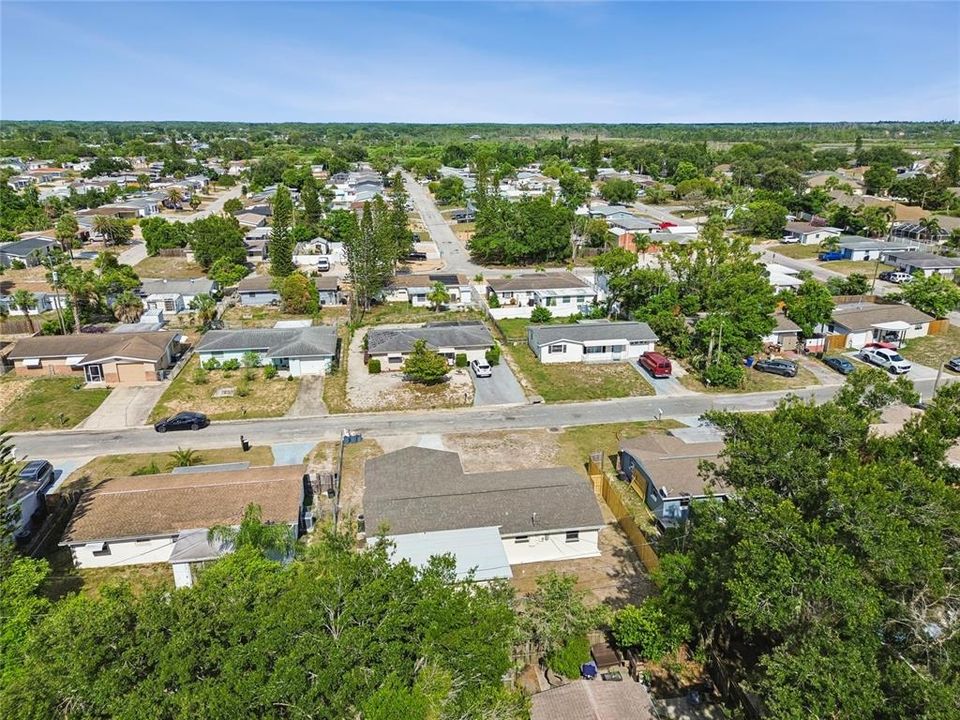 For Sale: $295,000 (3 beds, 2 baths, 1296 Square Feet)