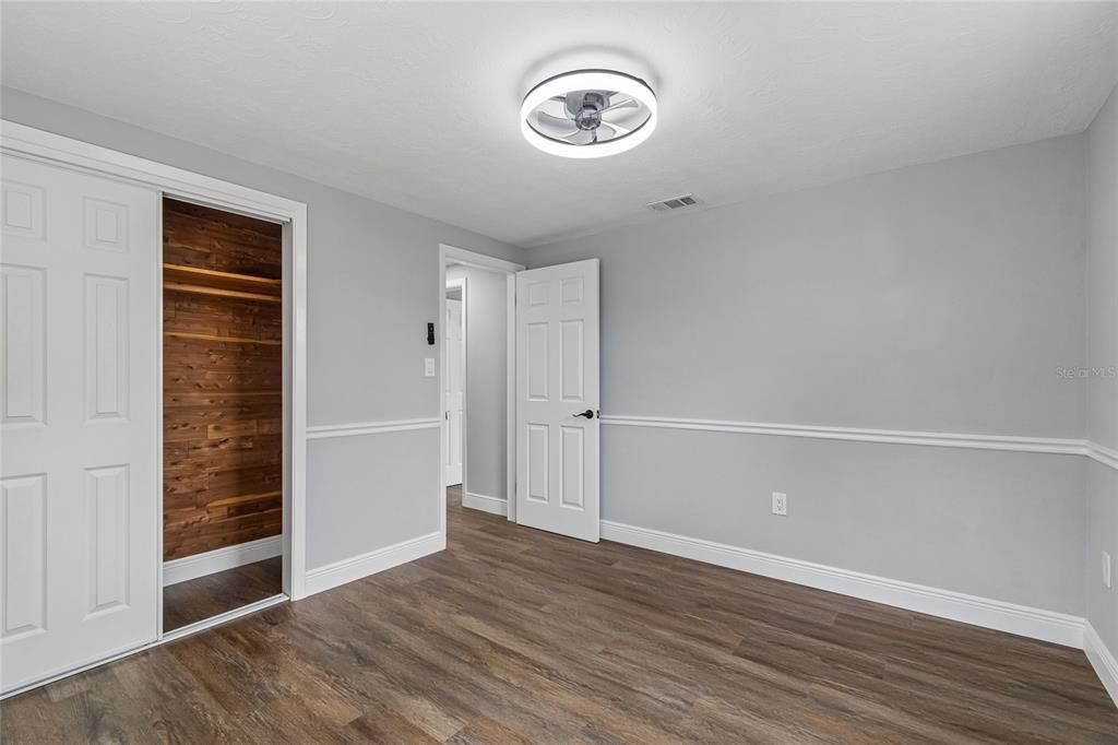 For Sale: $295,000 (3 beds, 2 baths, 1296 Square Feet)