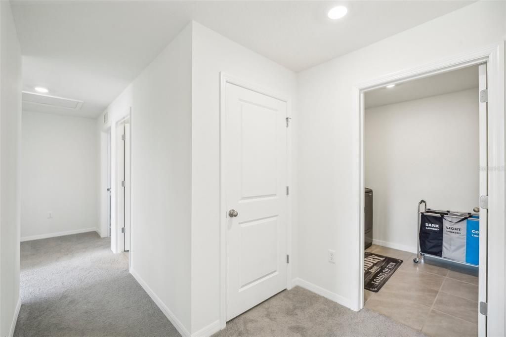 For Sale: $399,900 (5 beds, 3 baths, 2522 Square Feet)