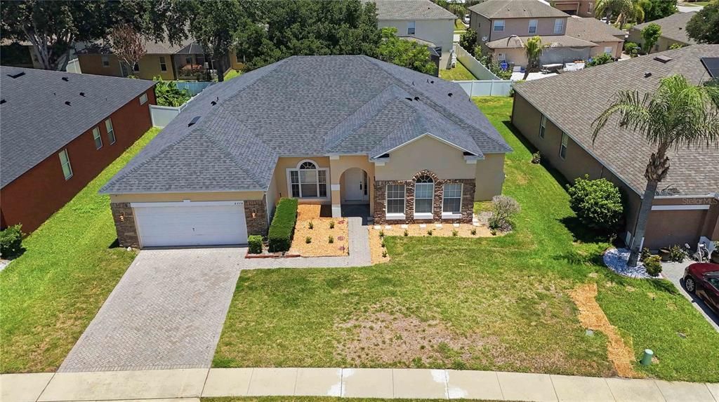 For Rent: $2,675 (4 beds, 3 baths, 2460 Square Feet)