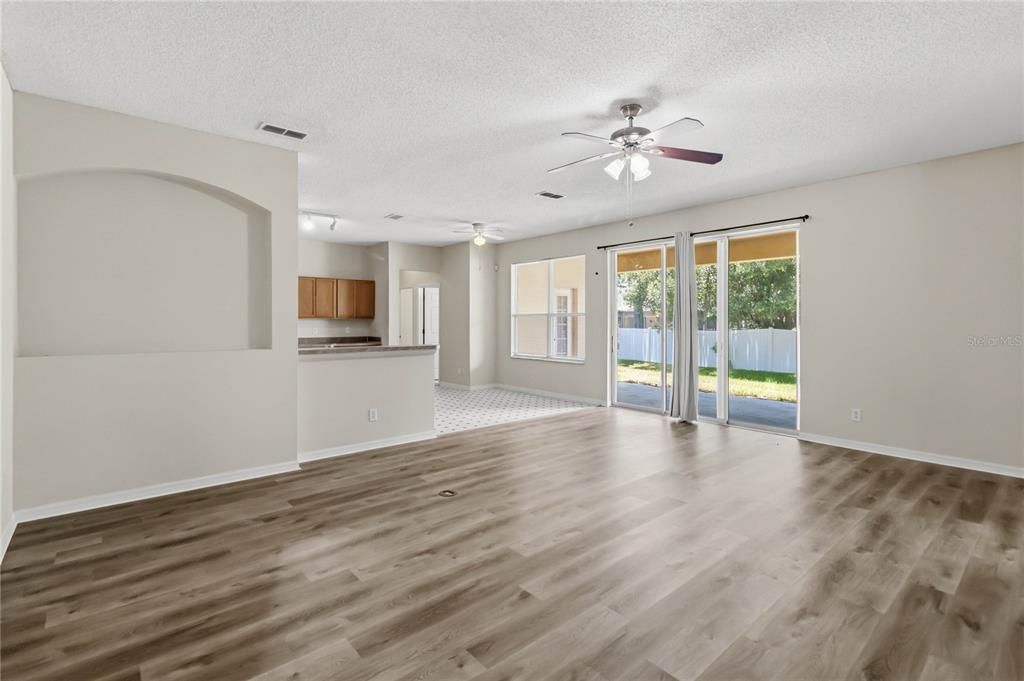 For Rent: $2,675 (4 beds, 3 baths, 2460 Square Feet)