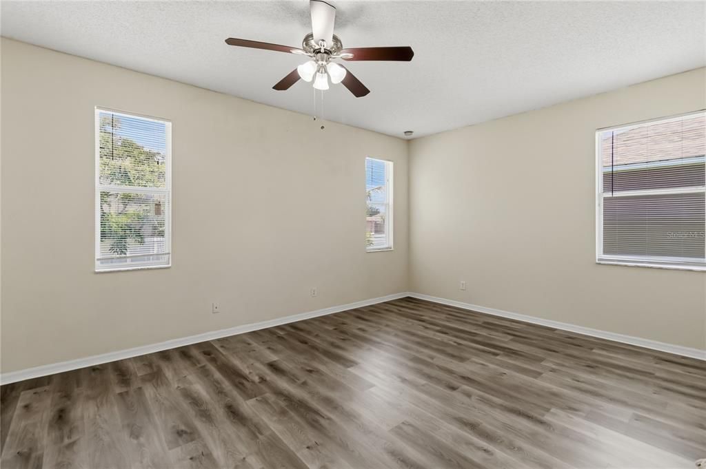 For Rent: $2,675 (4 beds, 3 baths, 2460 Square Feet)