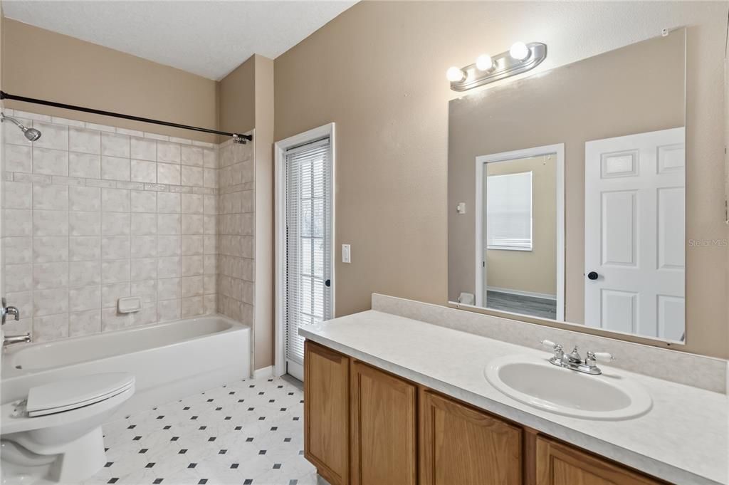 For Rent: $2,675 (4 beds, 3 baths, 2460 Square Feet)