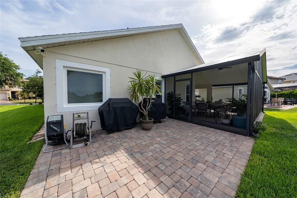 En Venta: $598,000 (3 camas, 2 baños, 2088 Pies cuadrados)