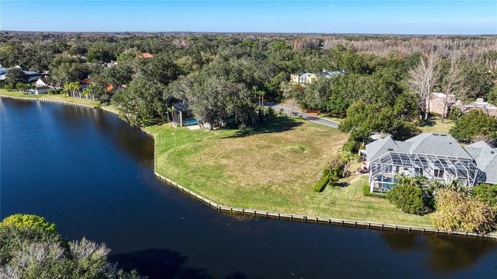 待售: $2,500,000 (0.72 acres)