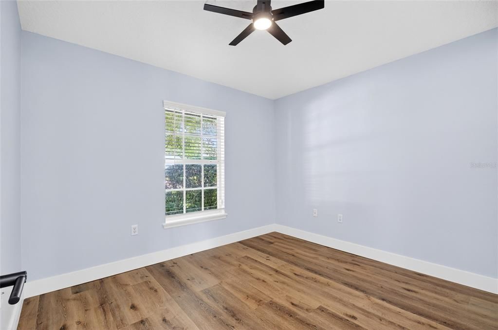 For Sale: $450,000 (3 beds, 2 baths, 1219 Square Feet)