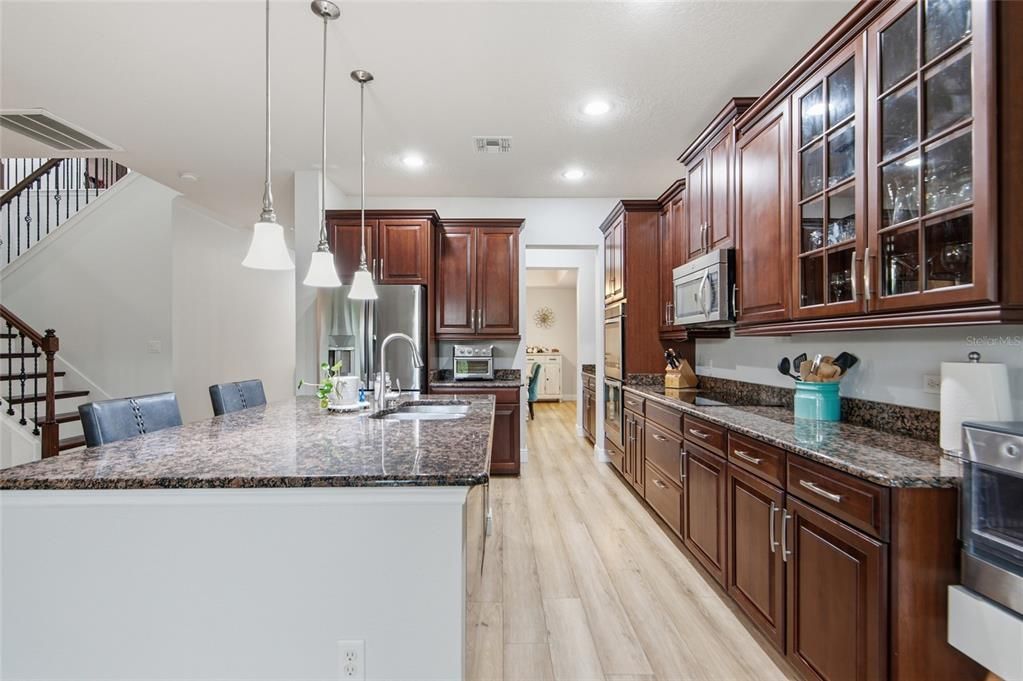 En Venta: $729,000 (5 camas, 3 baños, 3395 Pies cuadrados)
