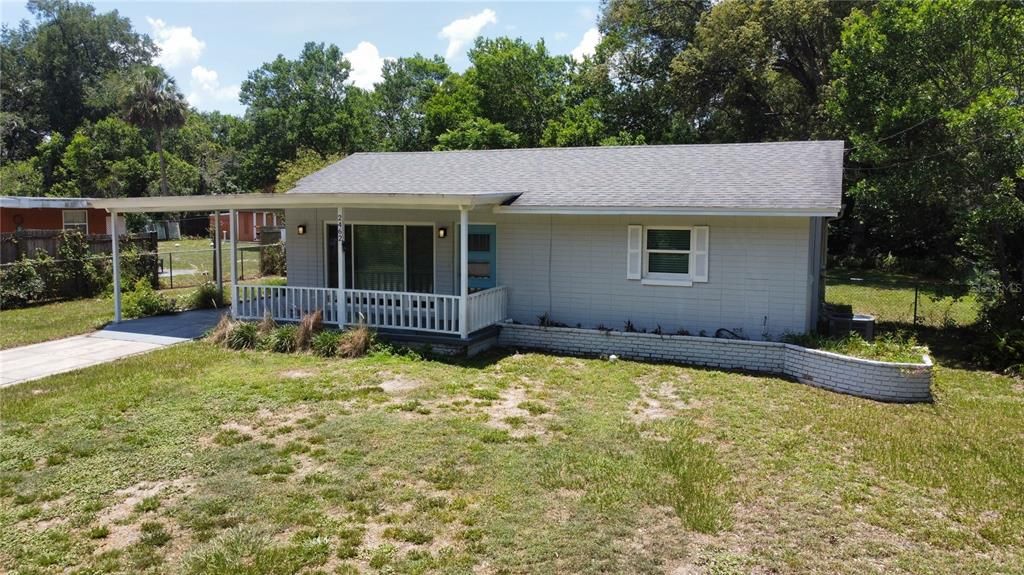 For Sale: $260,000 (3 beds, 2 baths, 1013 Square Feet)