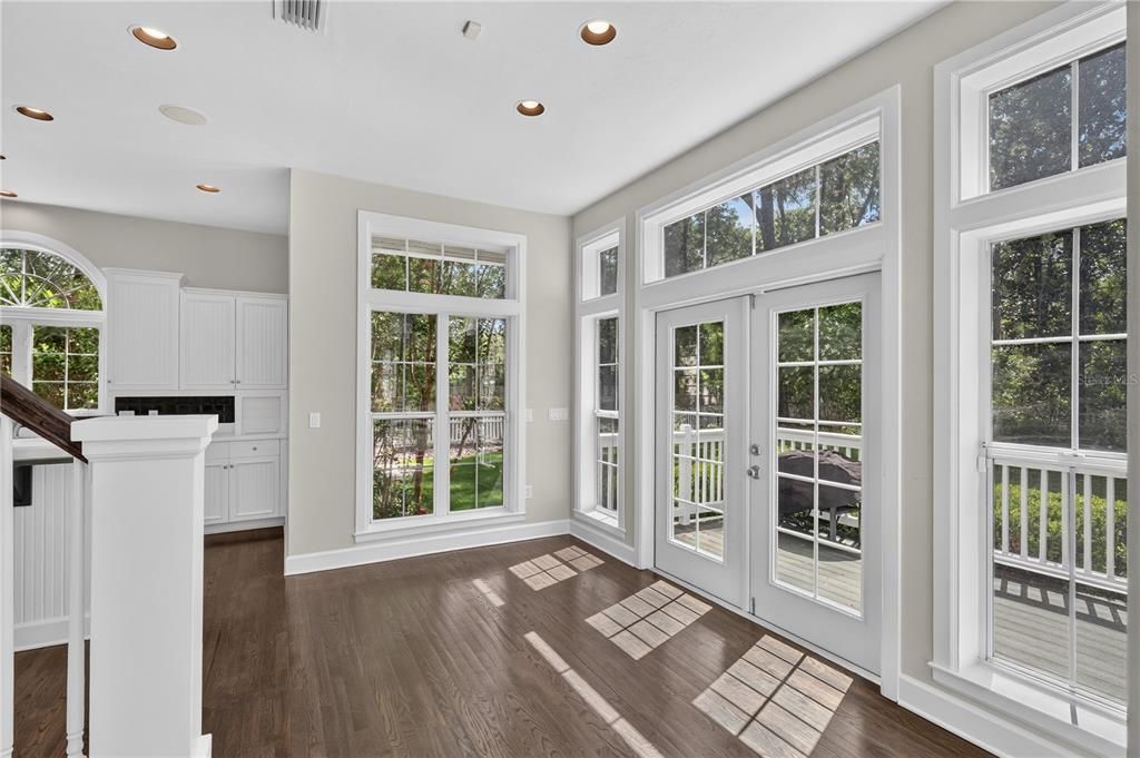 For Sale: $815,000 (4 beds, 4 baths, 3294 Square Feet)