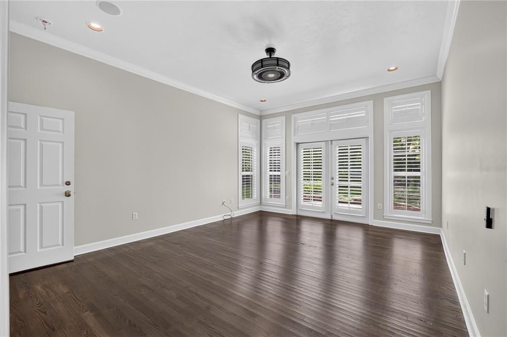 For Sale: $815,000 (4 beds, 4 baths, 3294 Square Feet)