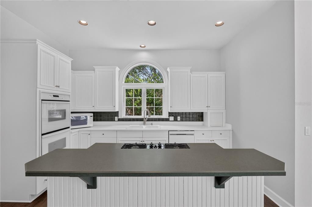 For Sale: $815,000 (4 beds, 4 baths, 3294 Square Feet)