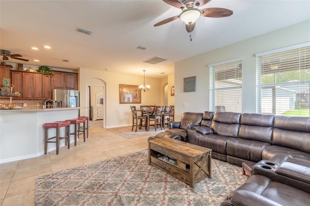 For Sale: $459,900 (4 beds, 2 baths, 2540 Square Feet)