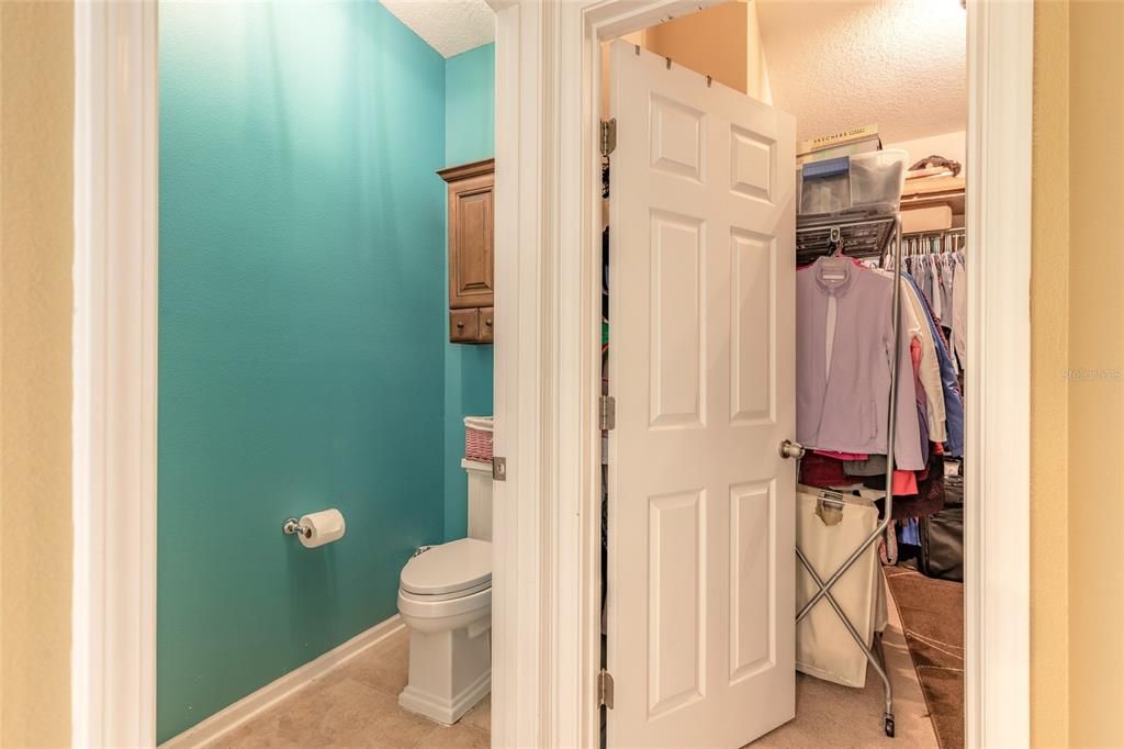 For Sale: $459,900 (4 beds, 2 baths, 2540 Square Feet)