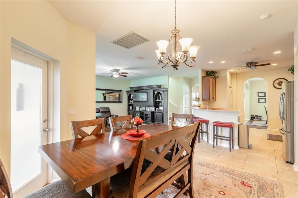 For Sale: $459,900 (4 beds, 2 baths, 2540 Square Feet)