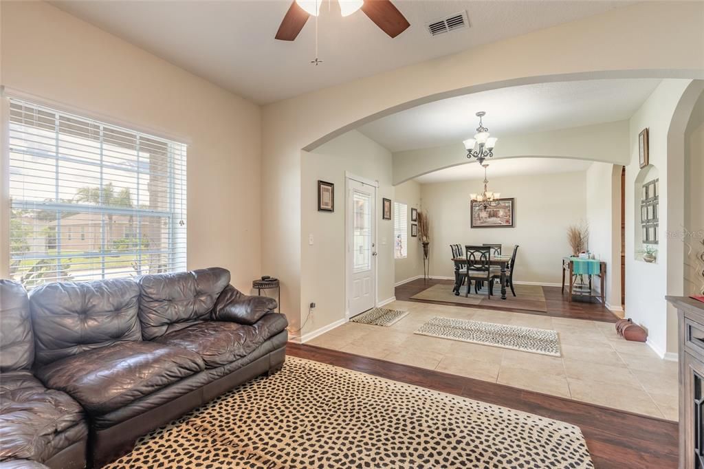 For Sale: $459,900 (4 beds, 2 baths, 2540 Square Feet)