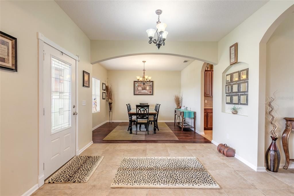 For Sale: $459,900 (4 beds, 2 baths, 2540 Square Feet)
