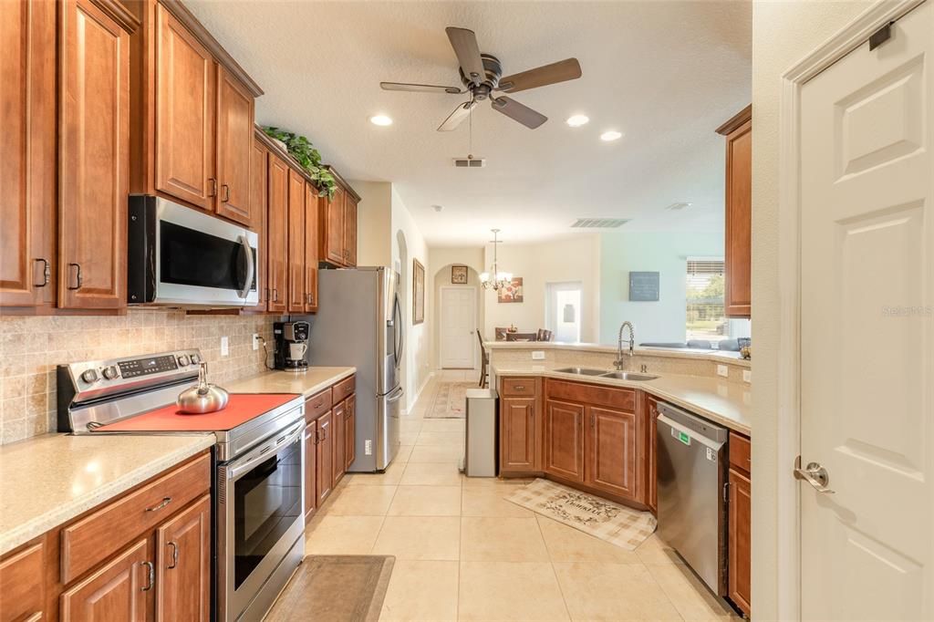 For Sale: $459,900 (4 beds, 2 baths, 2540 Square Feet)