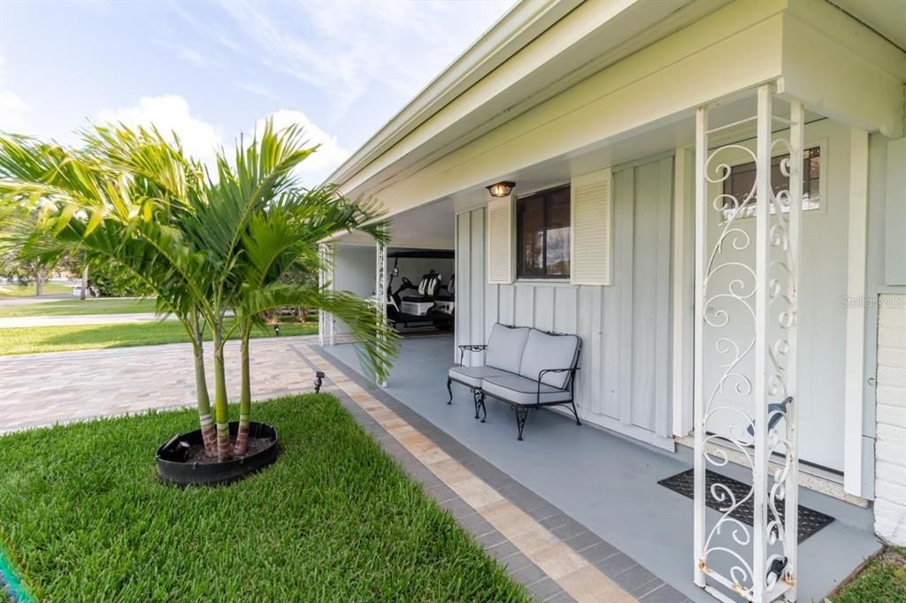 For Sale: $530,000 (2 beds, 2 baths, 1180 Square Feet)