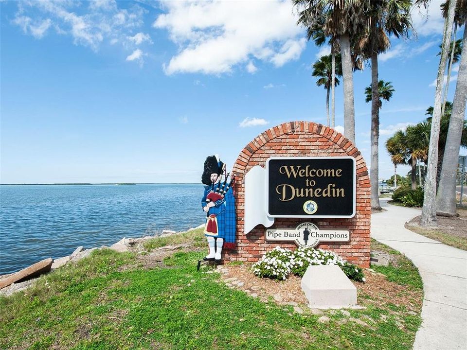 For Sale: $530,000 (2 beds, 2 baths, 1180 Square Feet)