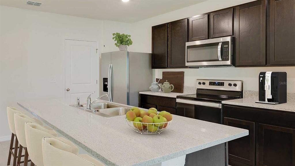For Sale: $449,990 (3 beds, 2 baths, 1672 Square Feet)
