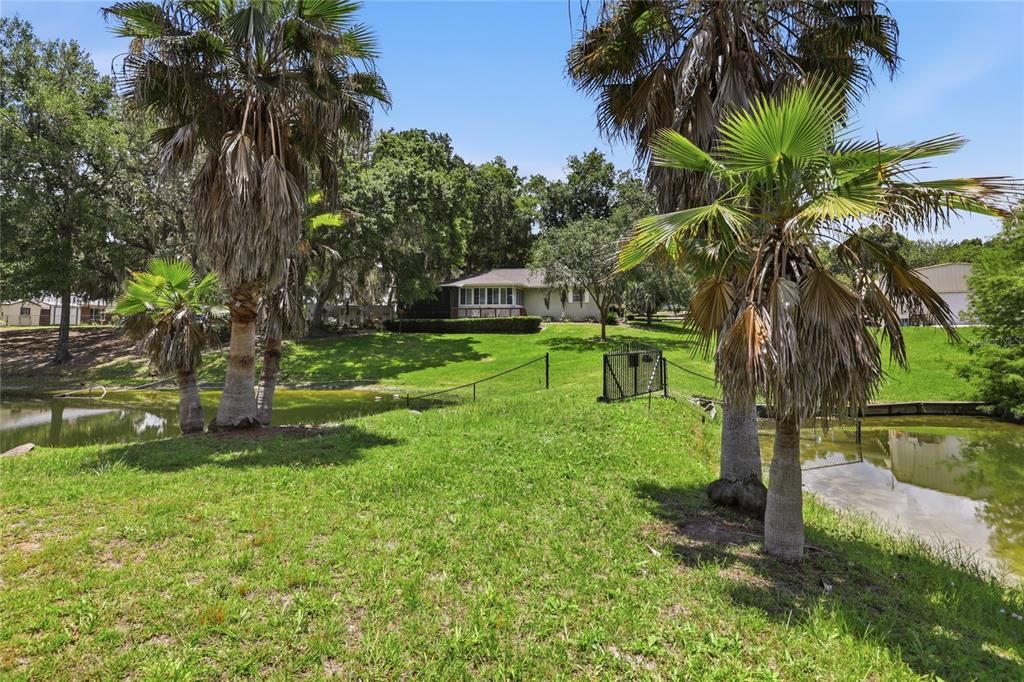 For Sale: $497,500 (3 beds, 2 baths, 1594 Square Feet)