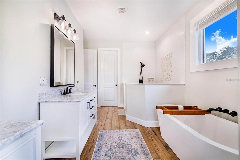 For Sale: $630,000 (3 beds, 2 baths, 2190 Square Feet)