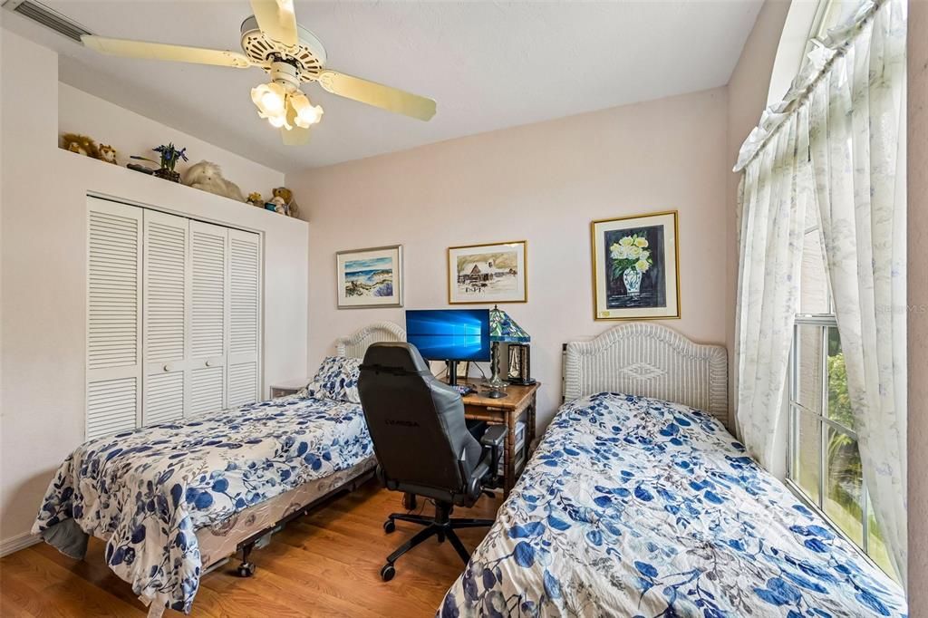 На продажу: $335,000 (2 спален, 2 ванн, 1656 Квадратных фут)
