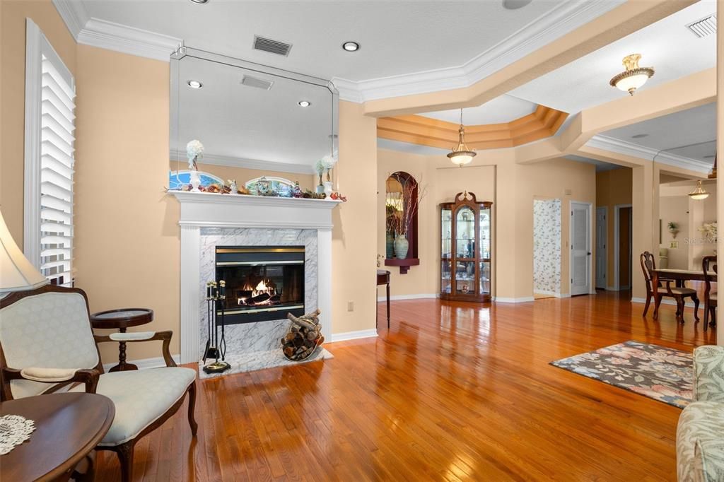 For Sale: $700,000 (3 beds, 3 baths, 2344 Square Feet)