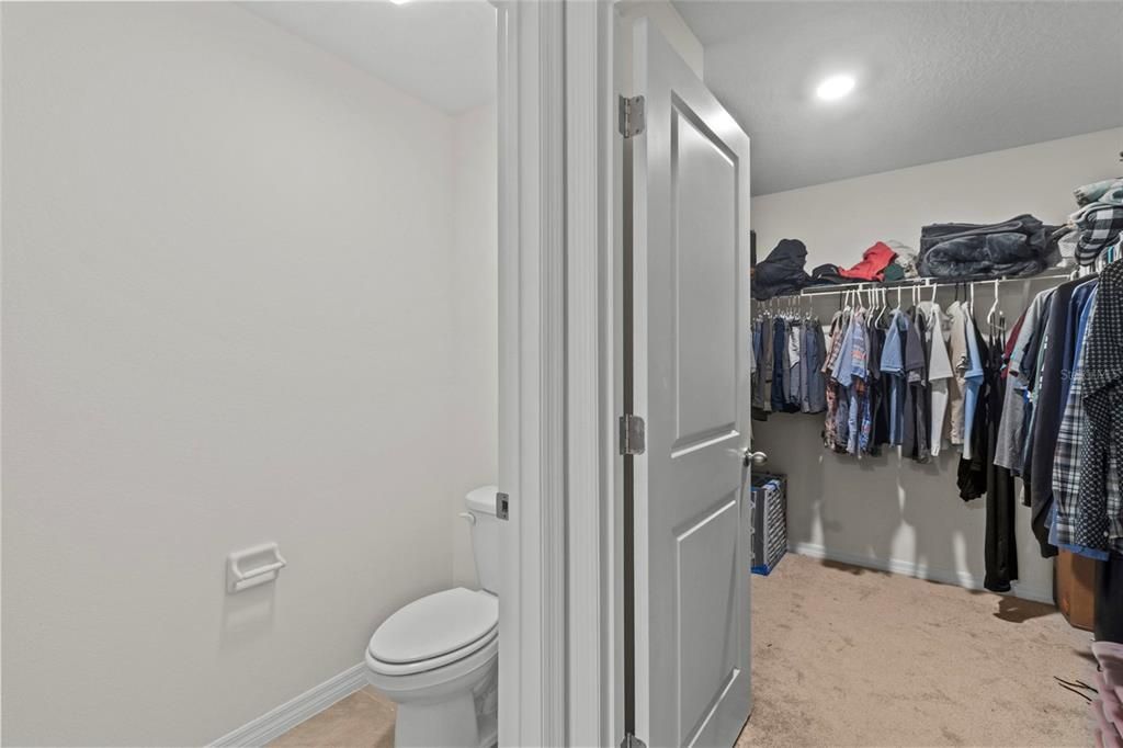 For Sale: $330,000 (4 beds, 2 baths, 1846 Square Feet)