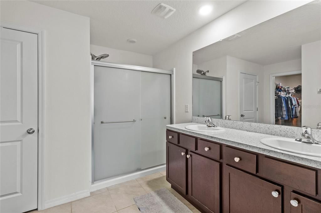 For Sale: $330,000 (4 beds, 2 baths, 1846 Square Feet)