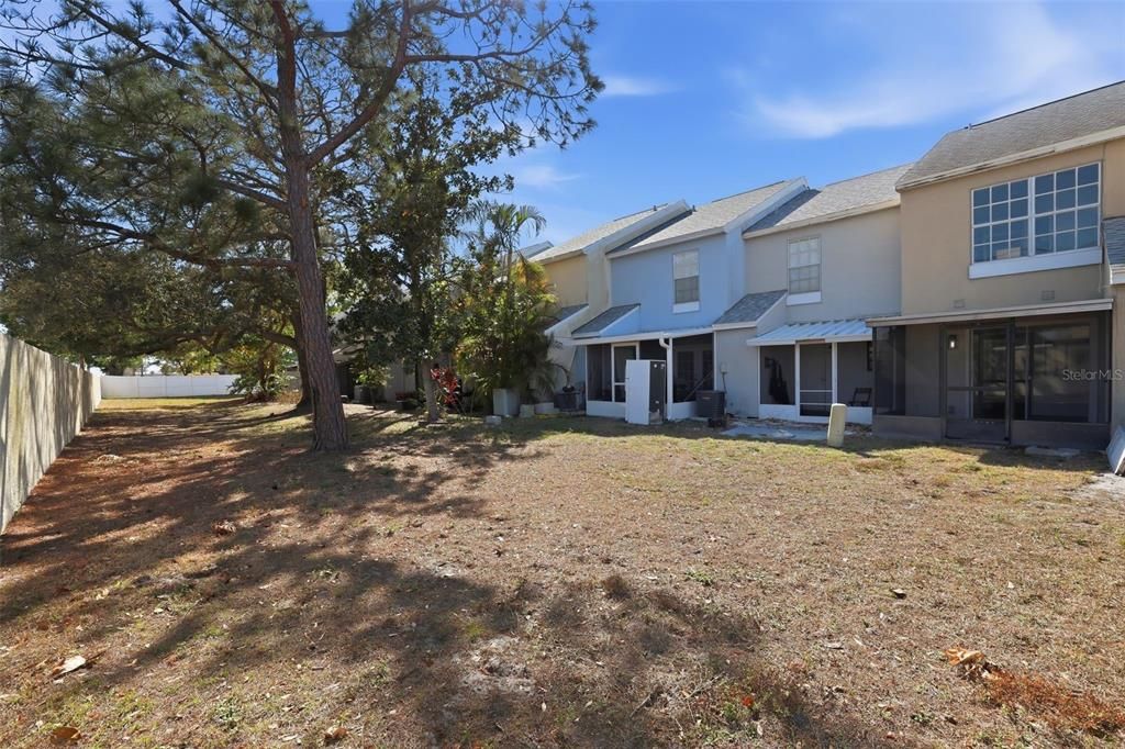 For Sale: $205,000 (2 beds, 2 baths, 1118 Square Feet)