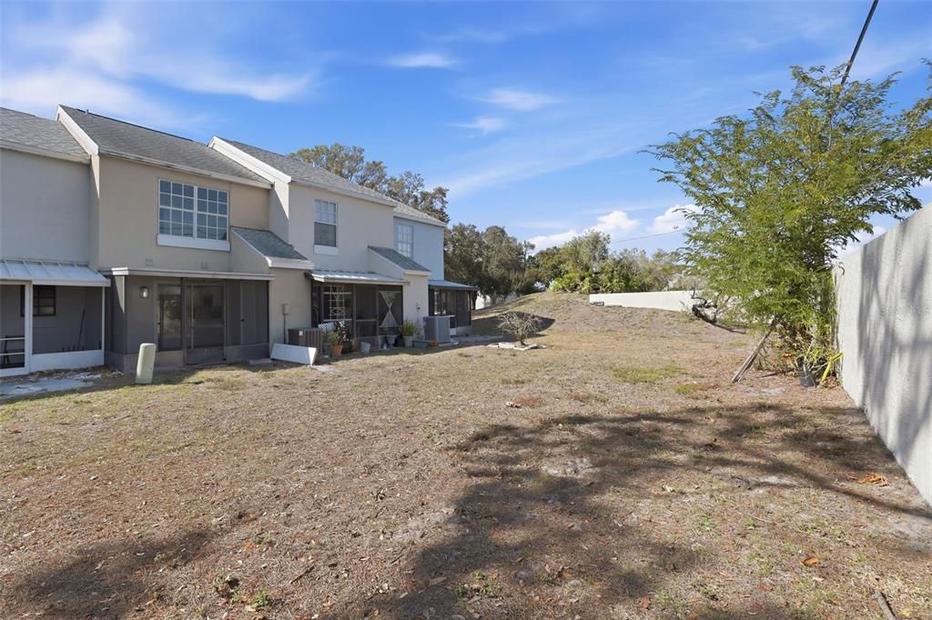 For Sale: $205,000 (2 beds, 2 baths, 1118 Square Feet)