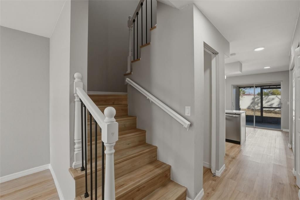 For Sale: $205,000 (2 beds, 2 baths, 1118 Square Feet)
