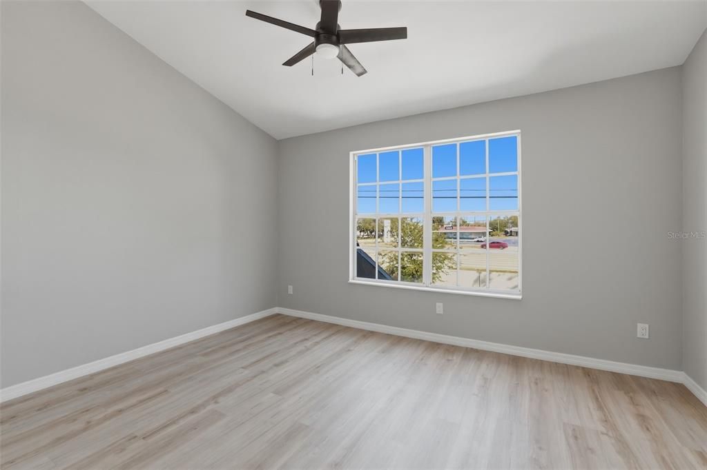 For Sale: $205,000 (2 beds, 2 baths, 1118 Square Feet)