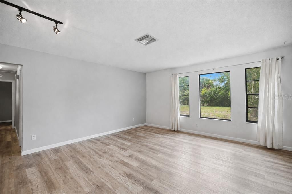 En Venta: $199,900 (3 camas, 1 baños, 1467 Pies cuadrados)