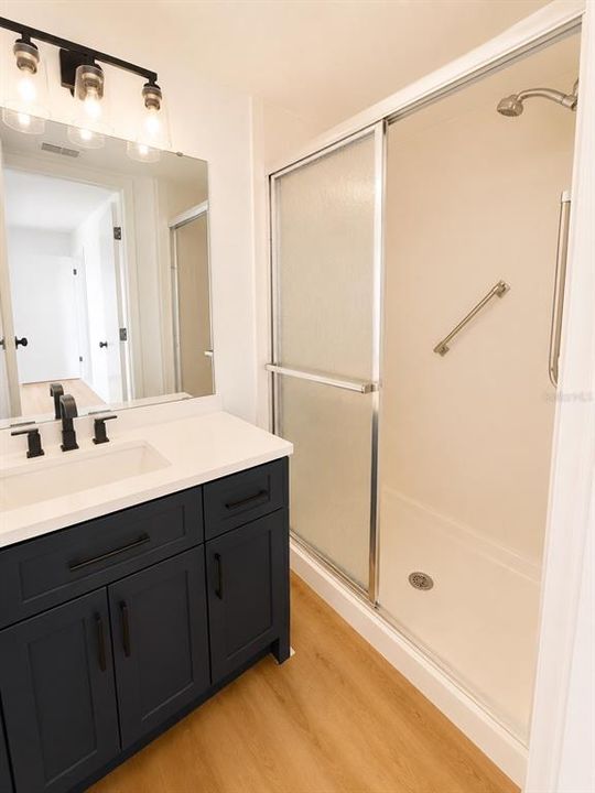 For Sale: $204,990 (2 beds, 2 baths, 835 Square Feet)