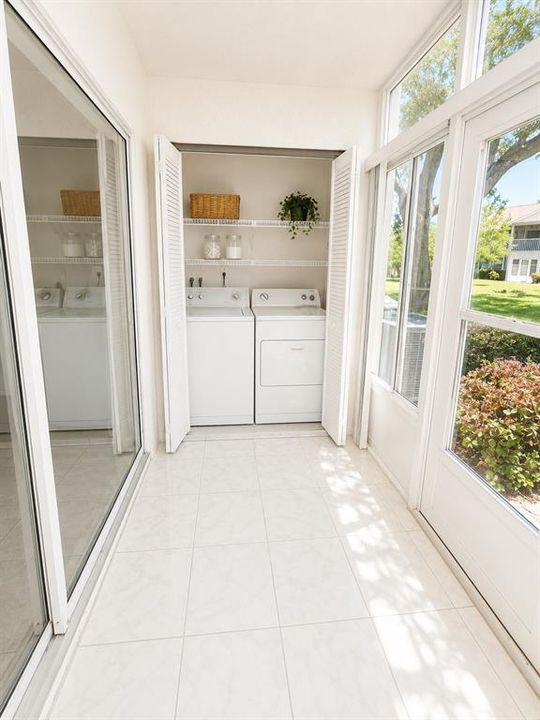 For Sale: $204,990 (2 beds, 2 baths, 835 Square Feet)